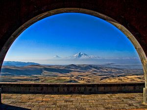 Гарни, Гегард, Выпечка лаваша