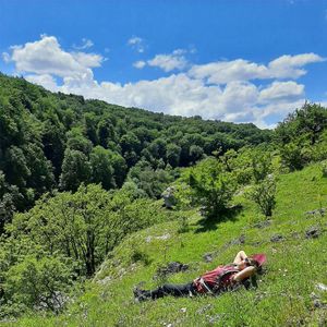 Азишская пещера, плато Лаго-Наки, скала Утюг