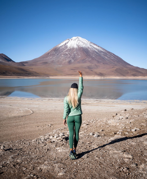 Альтиплано: лагуны, вулканы и фламинго