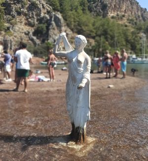 Вторник. Бухта Орханье