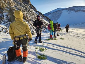 Новый год в горах Алтая: основы альпинизма в ущелье Актру, 7 дней