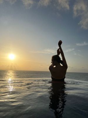 ПЕРЕЕЗД В НЕГОМБО ИНФИНИТИ БАССЕЙН