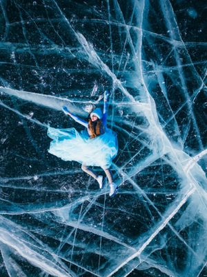 Путешествие по льду Байкала: Ольхон и Бурятия, включая Хивус