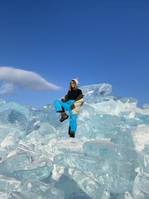Ледовое сафари на Байкале