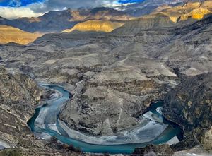 Земля героев