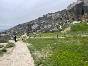 От Баку до Шеки: древняя история, озёра, водопады, горы и море в одном туре