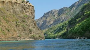 НЕБЕСНЫЕ ВОДЫ ЗУБУТЛЯ