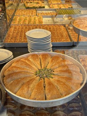 Приветственный ужин и прогулка по центру