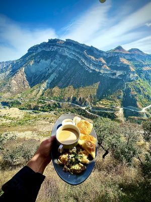 Рафтинг-сплав по горной реке и аул призрак Кахиб