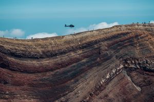 Вулкан Горелый