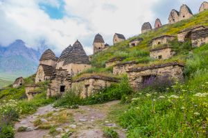 Три ущелья: Куртатинское Кармадонское - Даргав