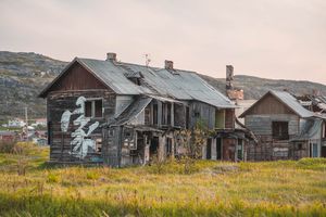 Прогулки по старой Териберке, переезд в Мурманск