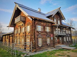 Волго-Балт, Вознесенье, Вепсский замок