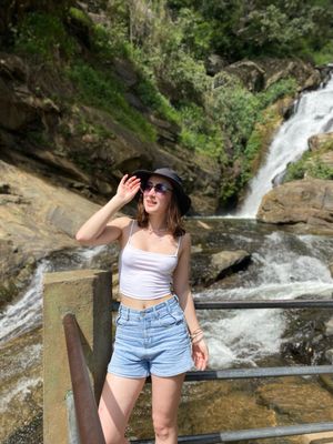 Утреннее восхождение и купание в водопаде