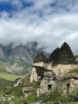 Осетия и Ингушетия: Тур по двум республикам