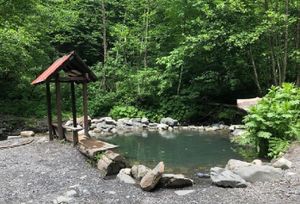 Дольмены и купание в горной реке