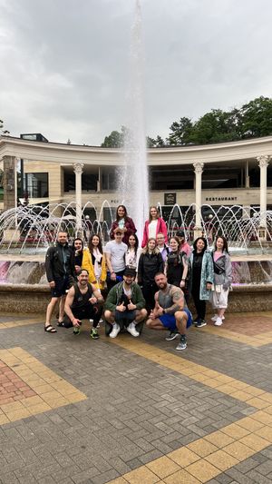 Прилёт. Прогулка в парке, Нарзанная Галерея, Гриль