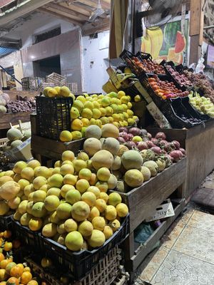 Отъезд. Посещение рынка фруктов в Мале