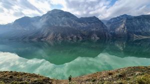 Махачкала. Ужин, море и набережная