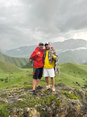 Домбай. Бадукские озера, Сырные пещеры, Храм