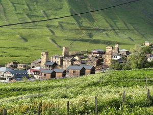 Крест Местии и озёра Корульди