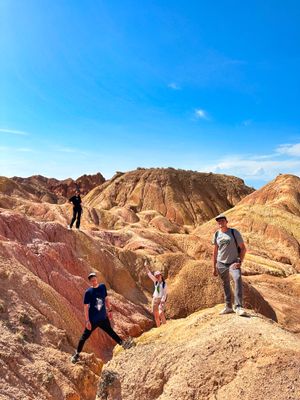 Ущелье 7 быков, водопад, альпийские луга в долине
