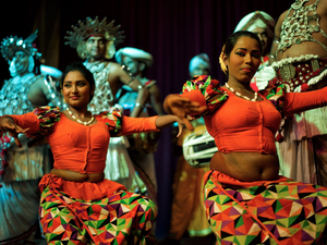 Канди, ботанический сад, кандийские танцы