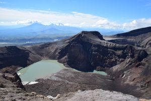 Горелый вулкан