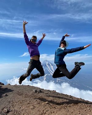 Водопад и Гейзеры