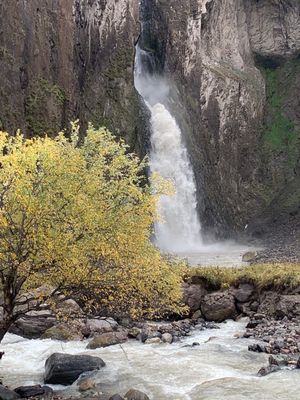 Джилы-су, водопады и парк нарзанов