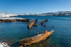 Прогулки по старой Териберке, переезд в Мурманск