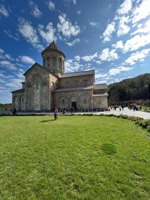 Экскурсия в край грузинского виноделия