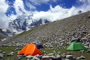 Ледник Мижирги и первое поле под горой Брно