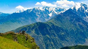 Лавочка счастья - Владикавказ