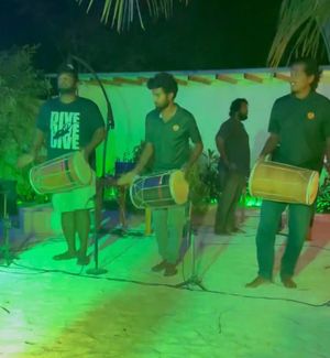 Традиционное выступление местных жителей