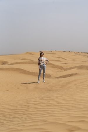 Барханы, заповедные земли, соленые озера