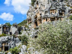 Мира. Треккинг вдоль Кекова. Прогулка по Кашу