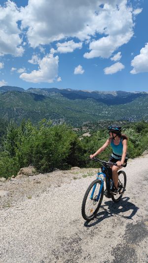 Инстурктаж, старт велотура, Озеро Караджаорен