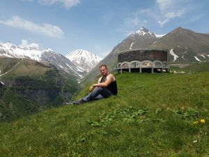 Едем в горы к вулкану Казбек