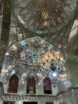 Насыщенный день в Ширазе