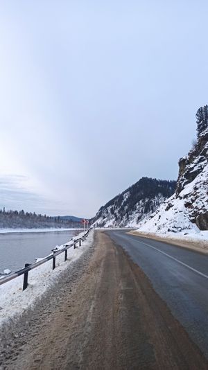 На лыжах и сноубордах по трассам Телецкого курорта