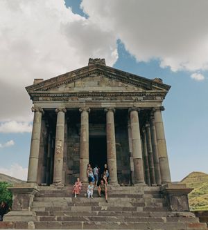 Контрасты. Пироги у молокан и дикий берег Севана