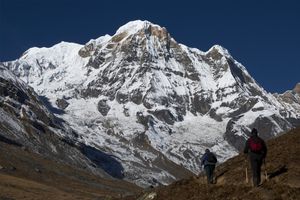 Подъем к базовому лагерю Poon Hill 3210m