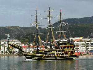 Суббота. Город Мармарис