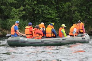 Сплав по реке Быстрой