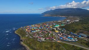 Город Курильск, остров Итуруп