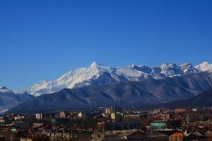 Встреча, размещение, экскурсия по городу, ужин