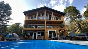 Отдых у бассейна, канатка