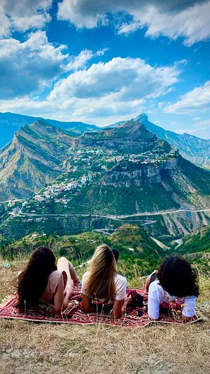 Путешествие по Гунибу и аулу призраку Гамсутлю