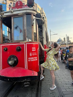 Прогулка с гидом на весь день и шоппинг